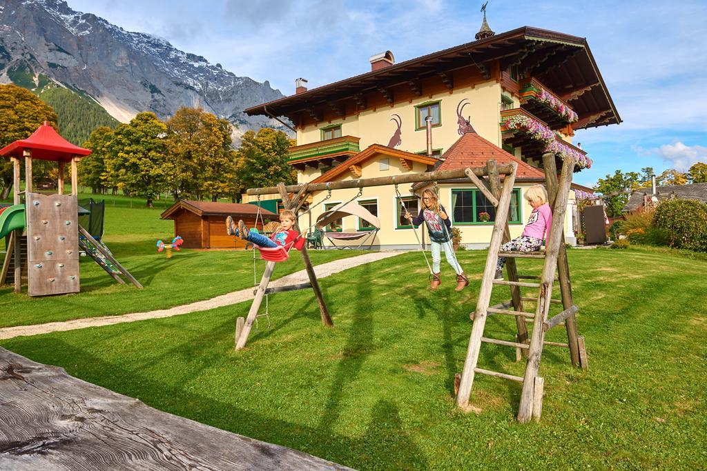 Hotel Jagdhof Рамзау ам Дахщайн Екстериор снимка